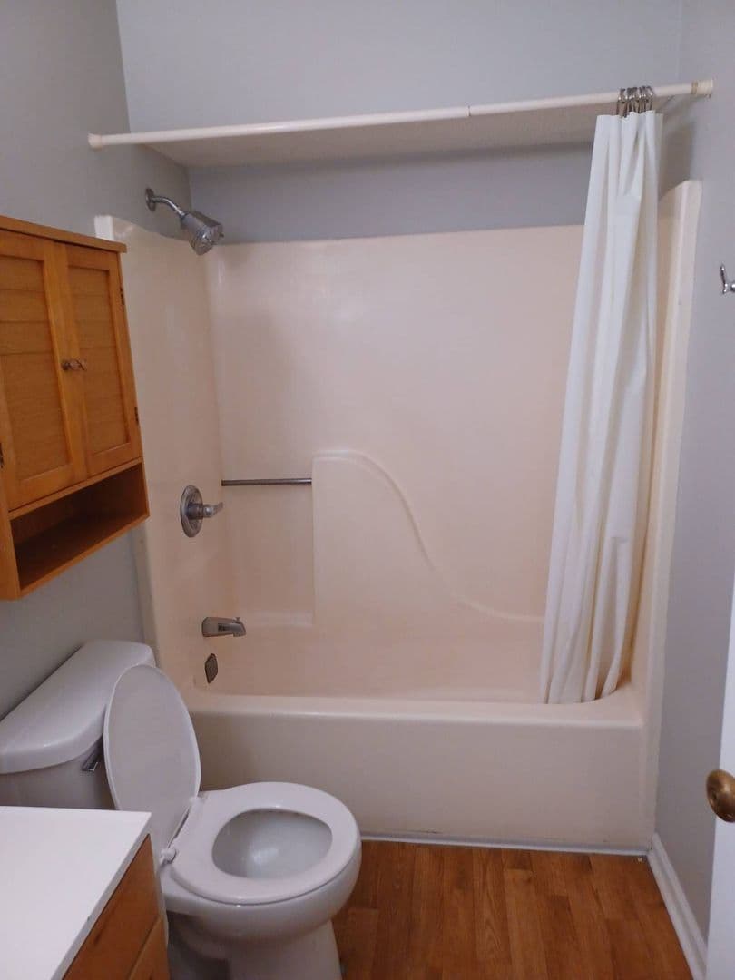 Muncie Apartment: 1712 W University Ave