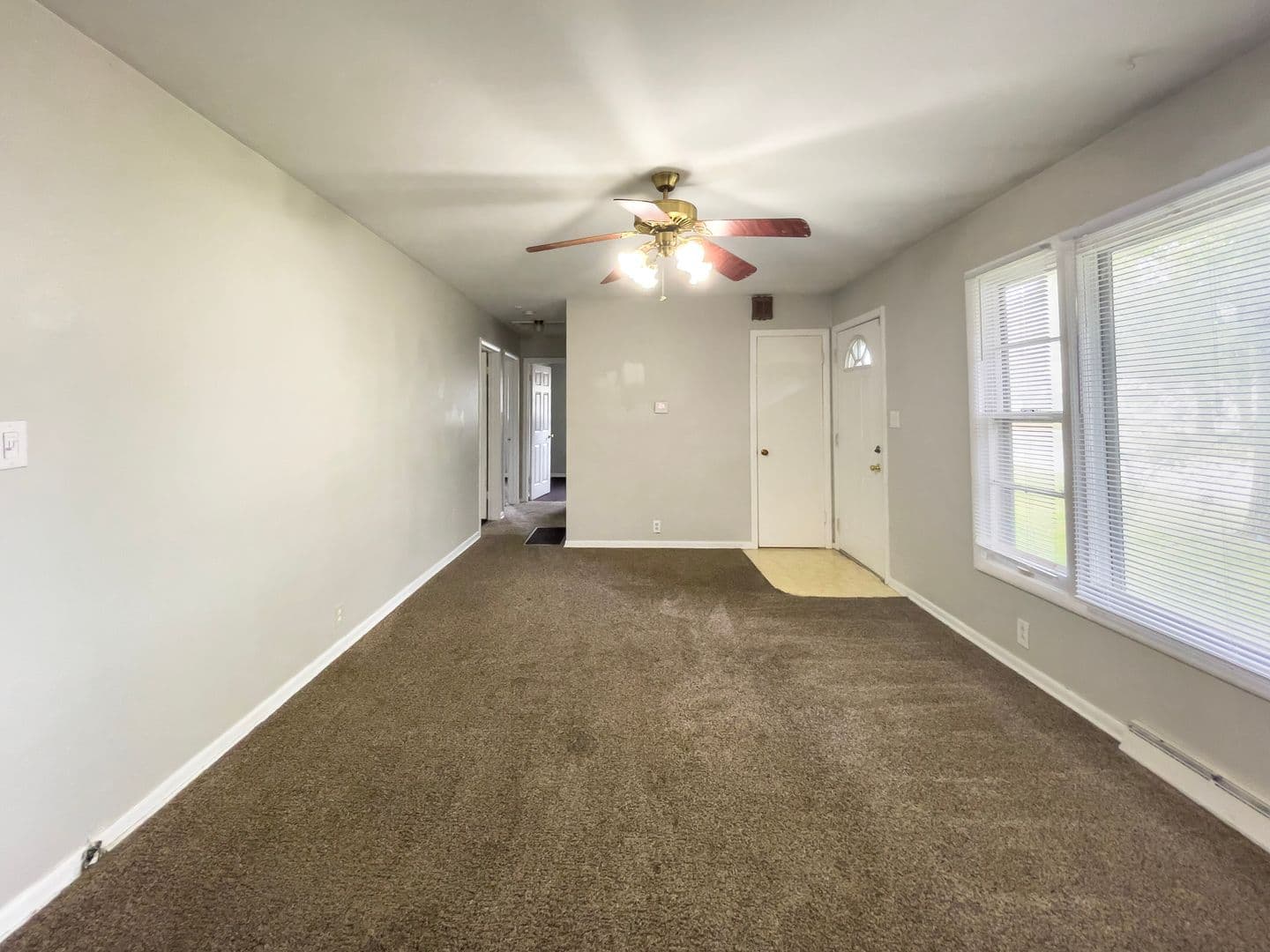 Muncie House: 1711 N Glenwood Ave
