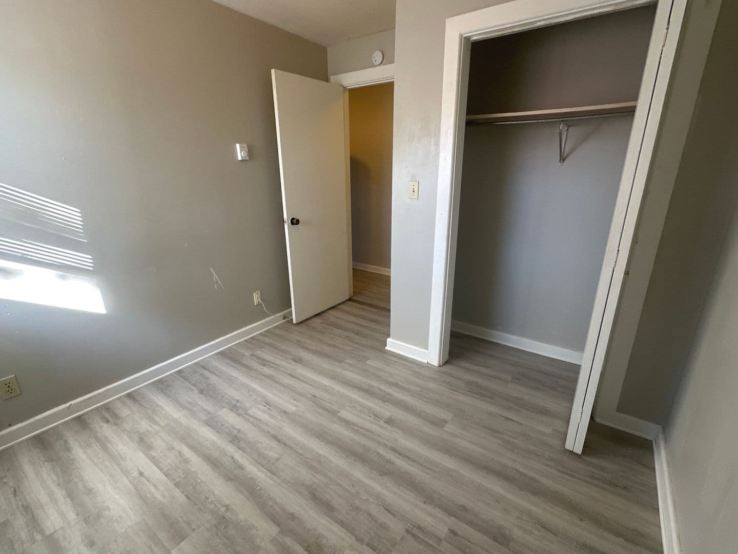 Muncie Apartment: 402 N Calvert St.