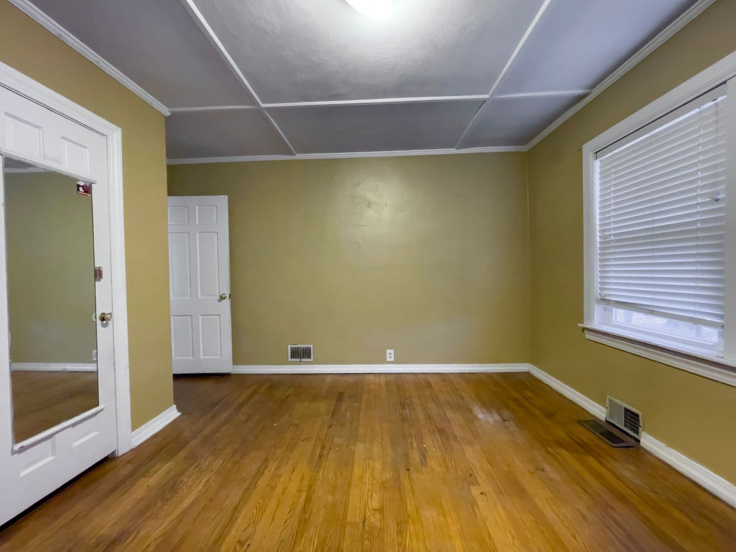 Muncie House: 1408 N Mann Ave