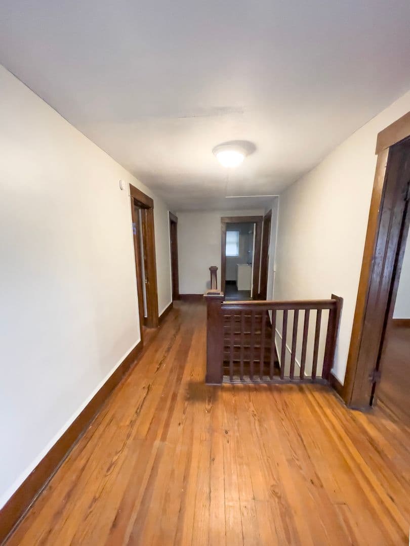Muncie House: 1405 W Jackson St
