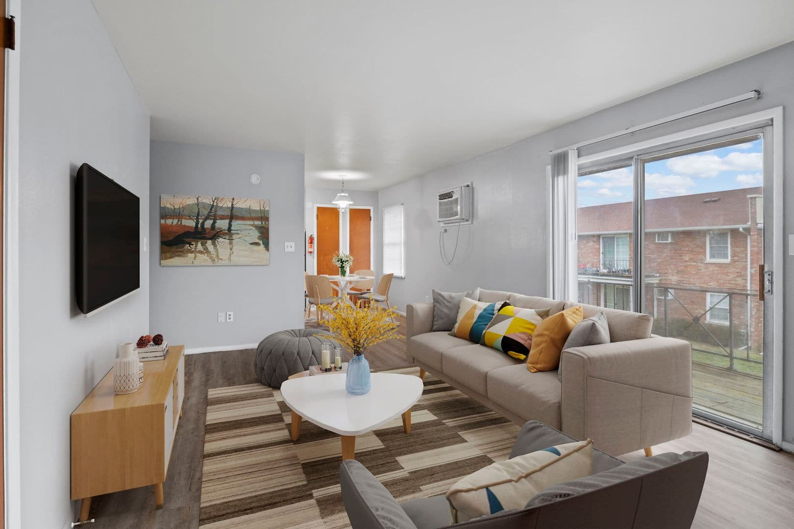 Elwood Apartment: 1775 Antler Ct.