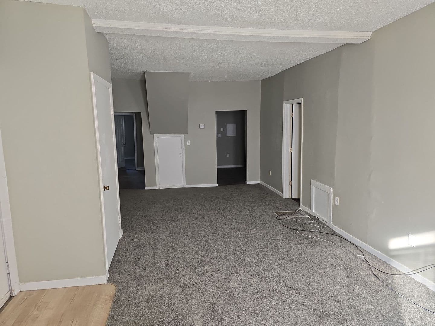 Muncie House: 320 E 9th St.