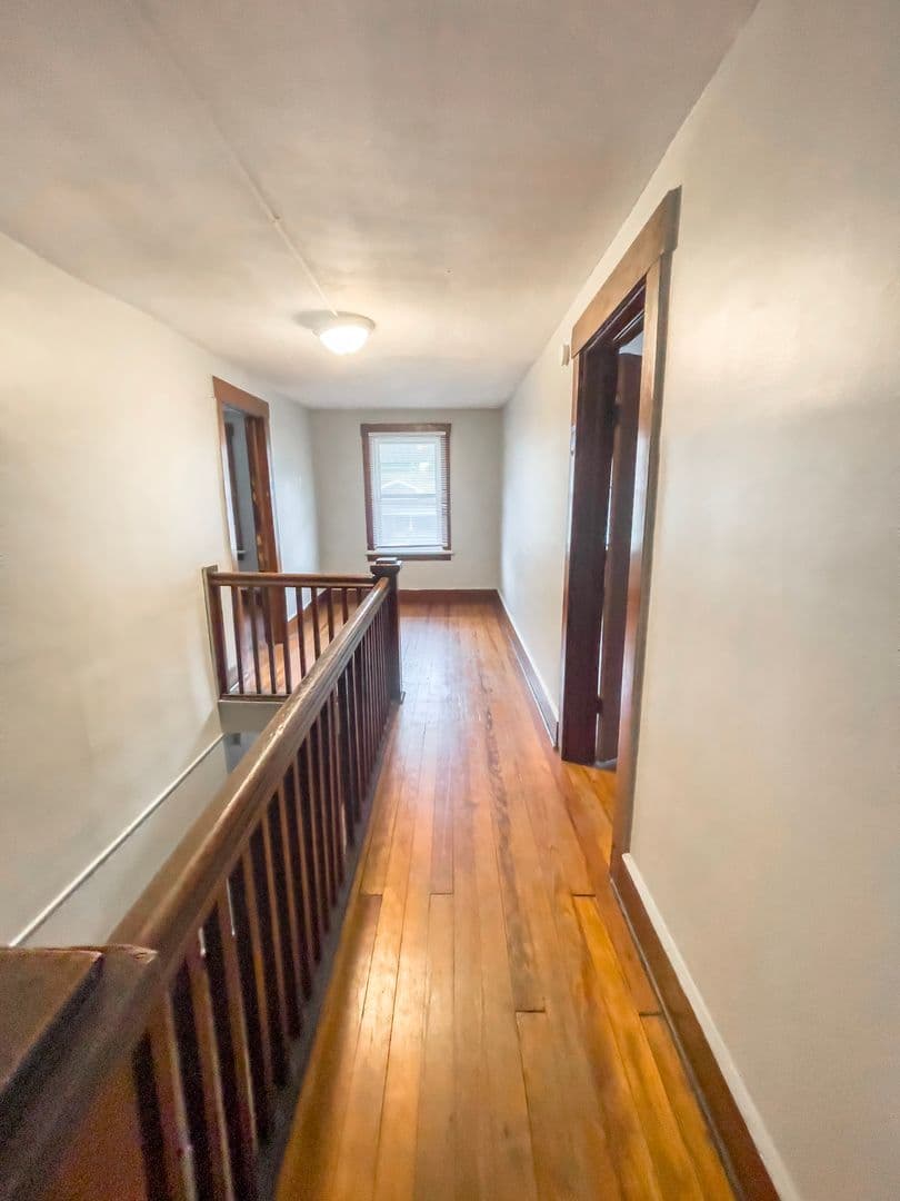 Muncie House: 1405 W Jackson St