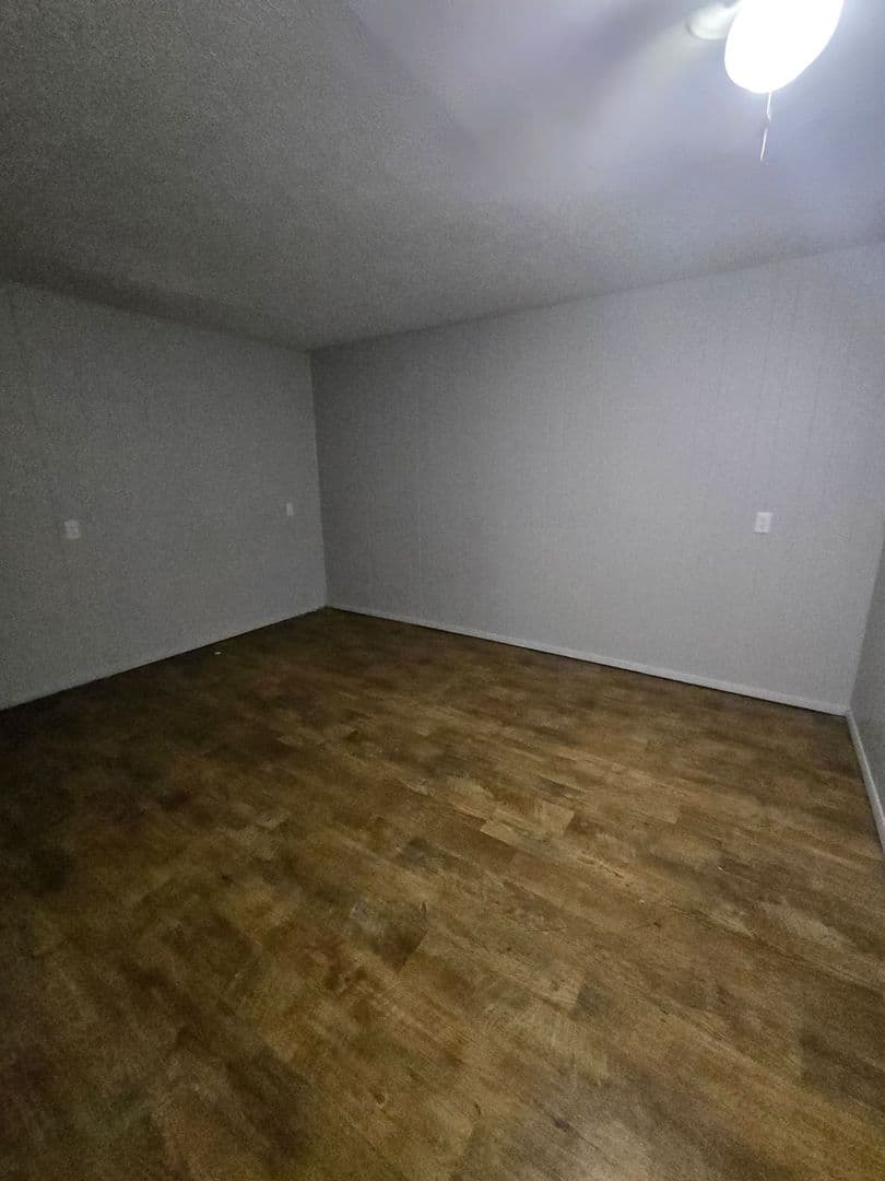 Muncie Apartment: 1010 W Bethel Ave
