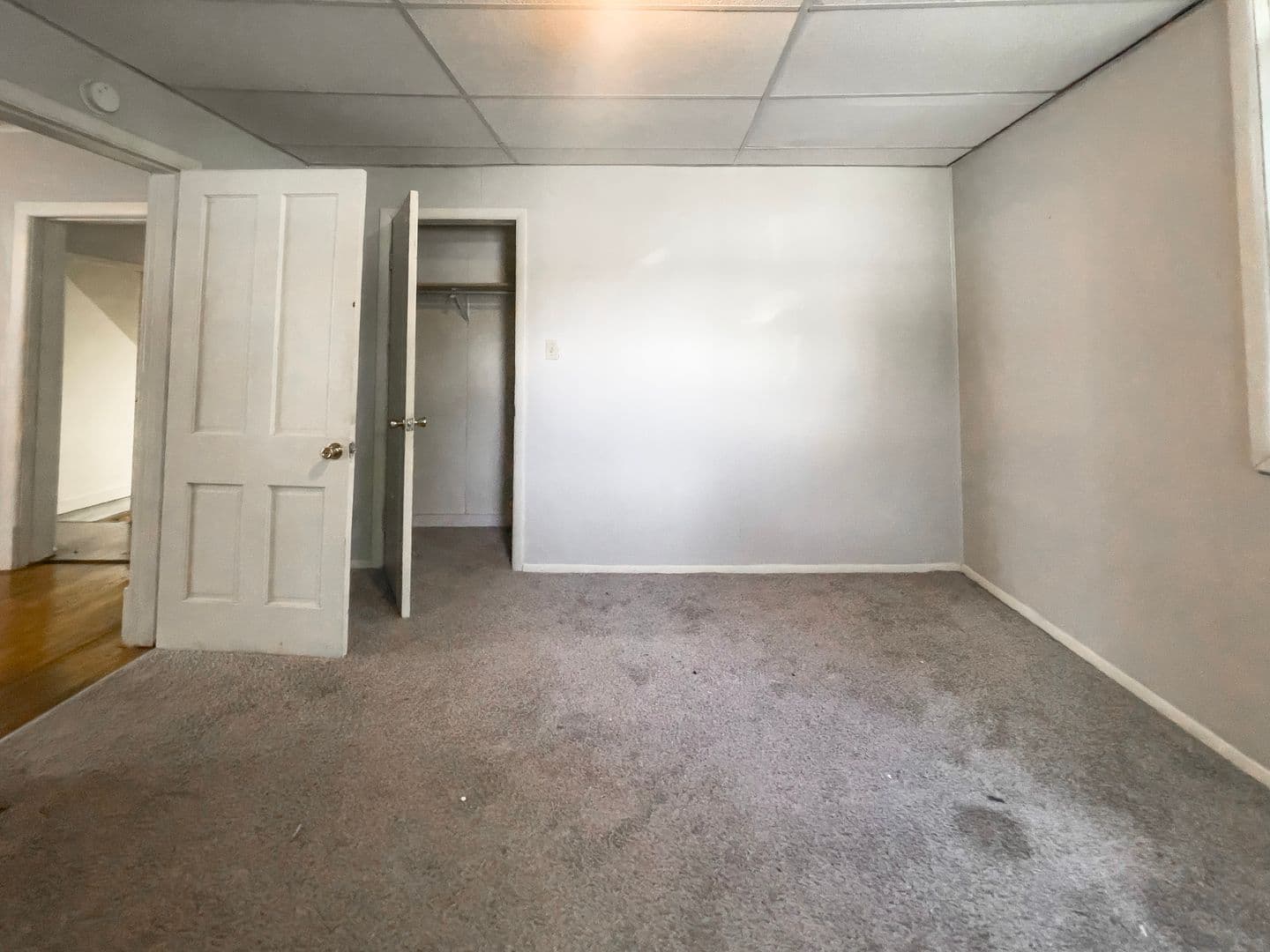 Muncie Apartment: 815 W University Ave