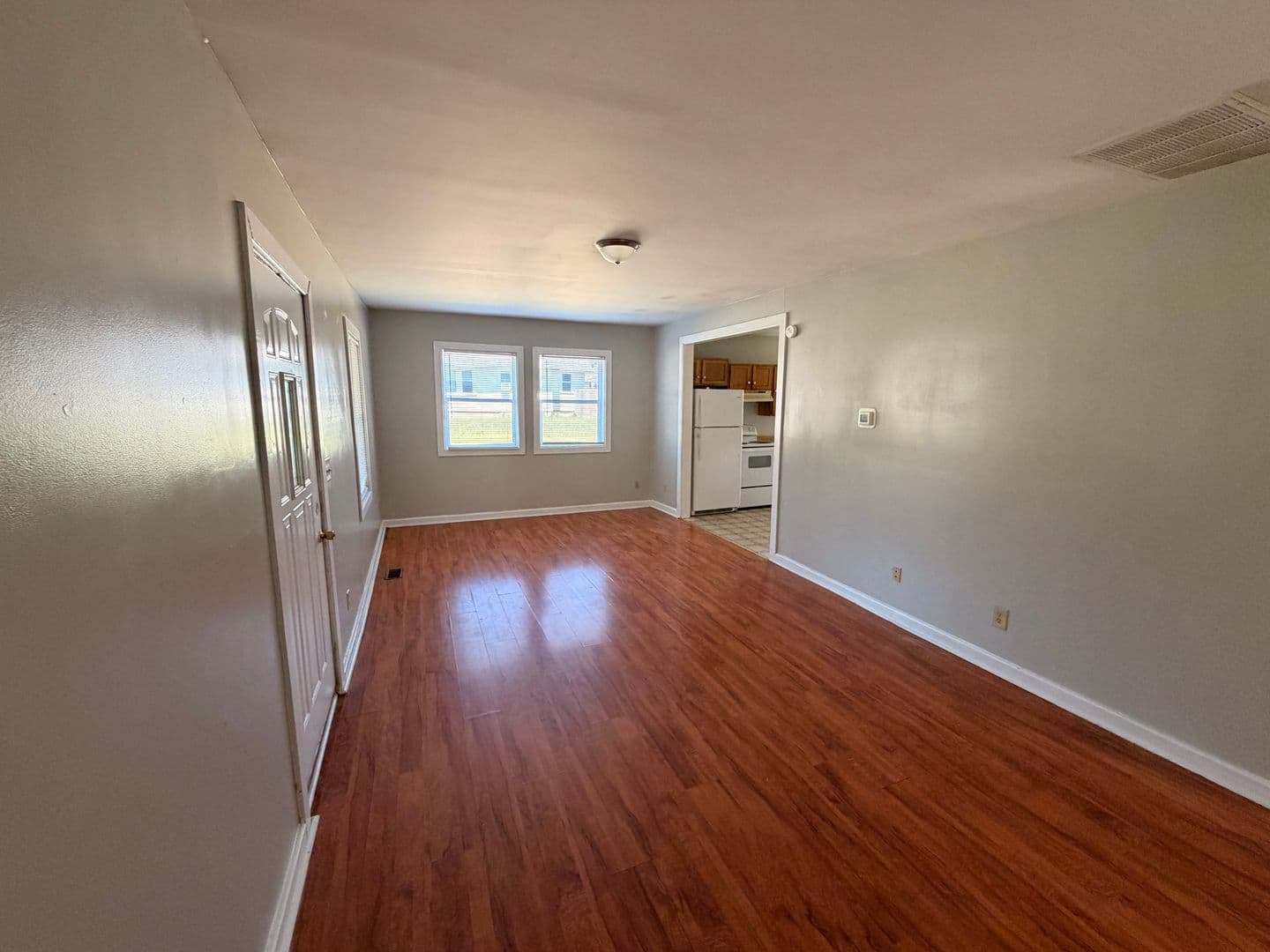 Muncie House: 2020 N Glenwood Ave.