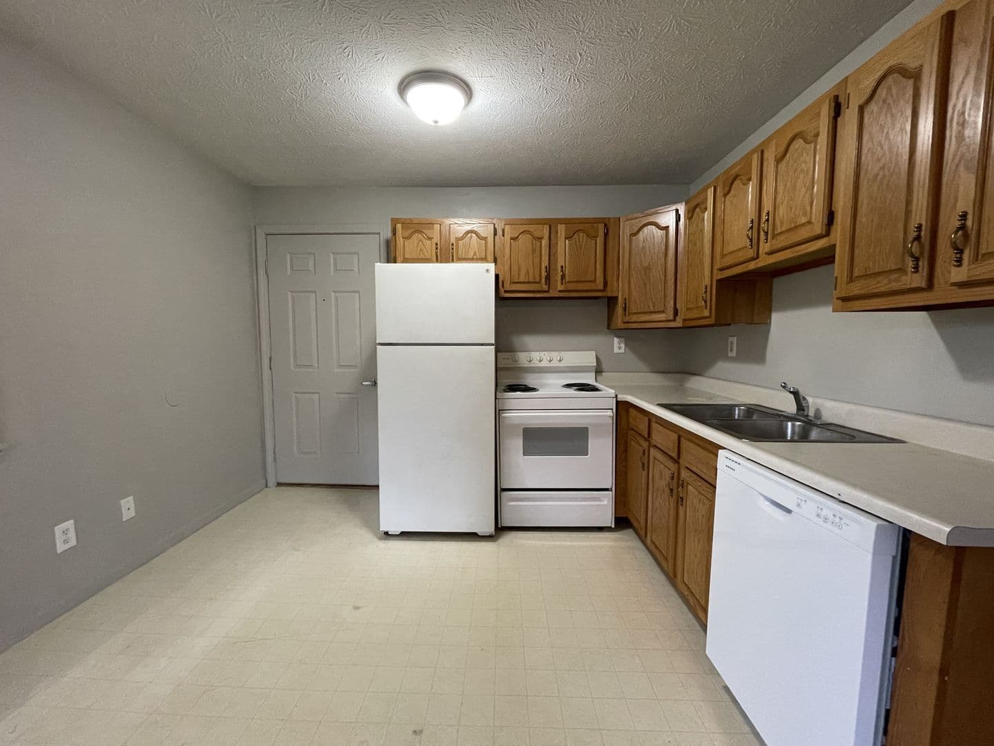 Muncie Apartment: 1413 W University