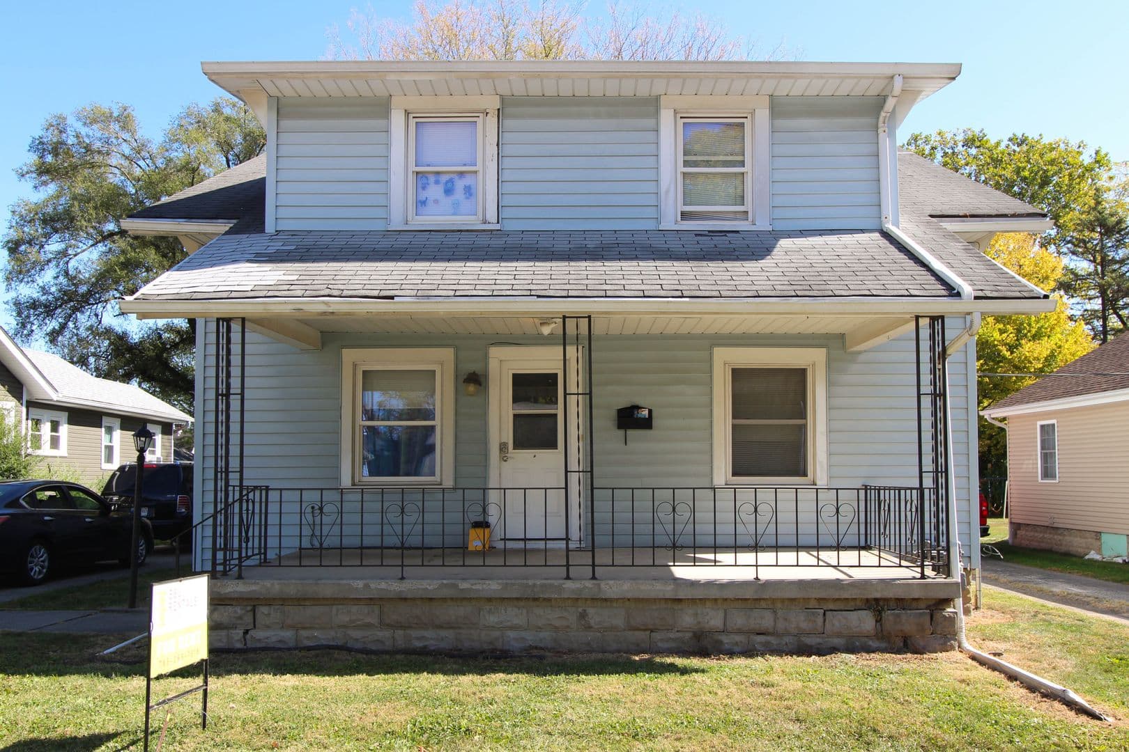 Muncie Apartment: 210 S Nichols Ave.
