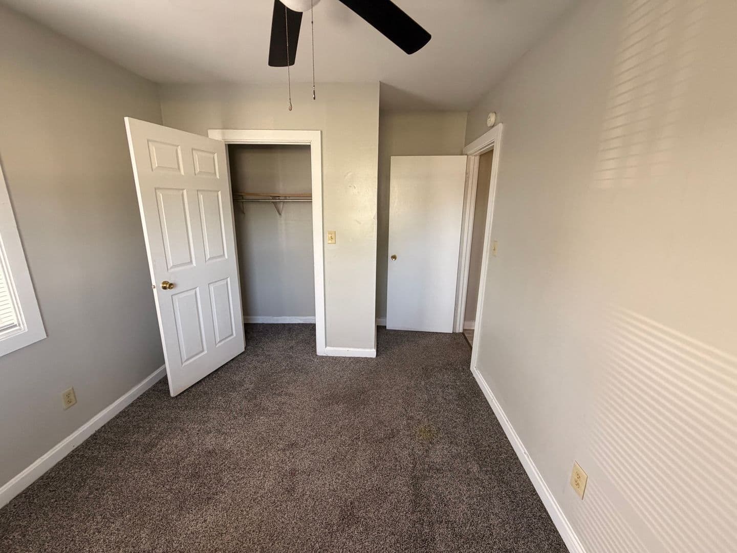 Muncie House: 2020 N Glenwood Ave.