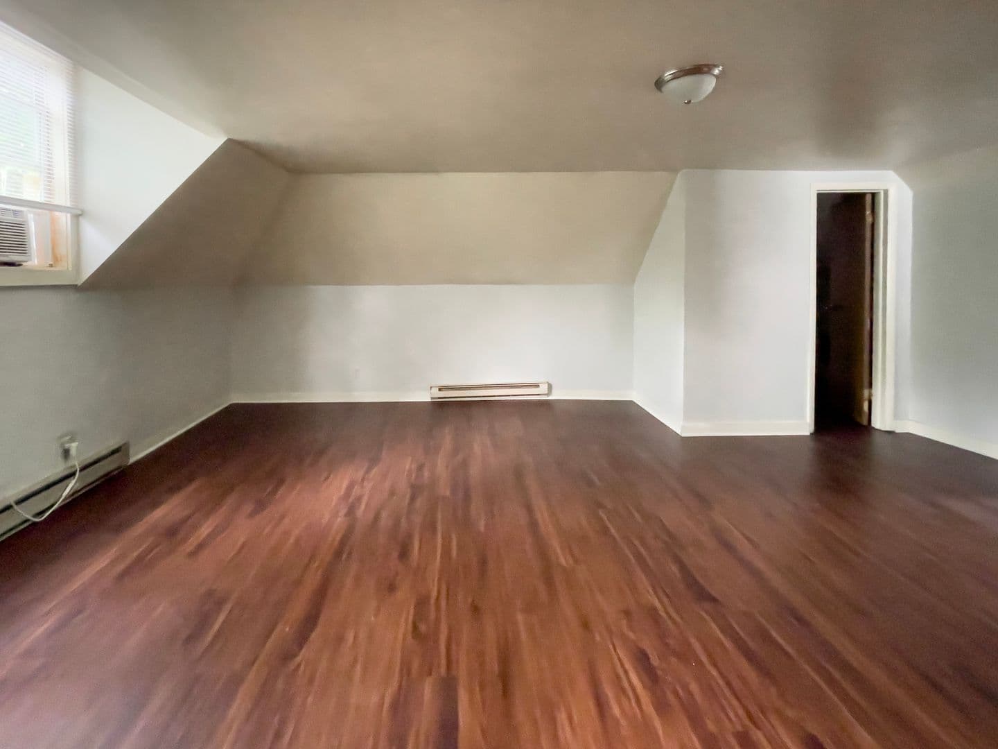 Muncie Apartment: 815 W University Ave