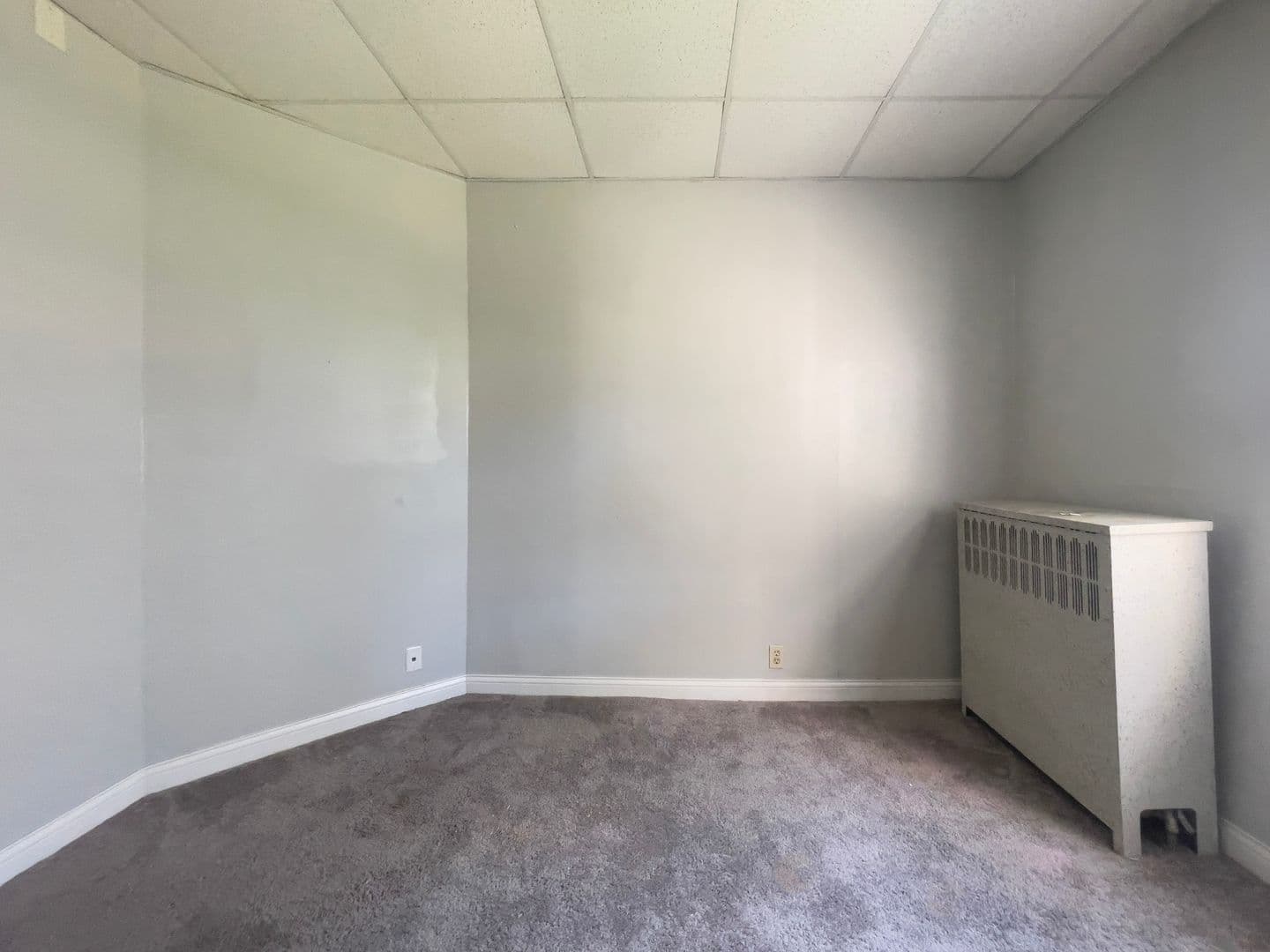 Muncie Apartment: 805 W. University Ave. #3