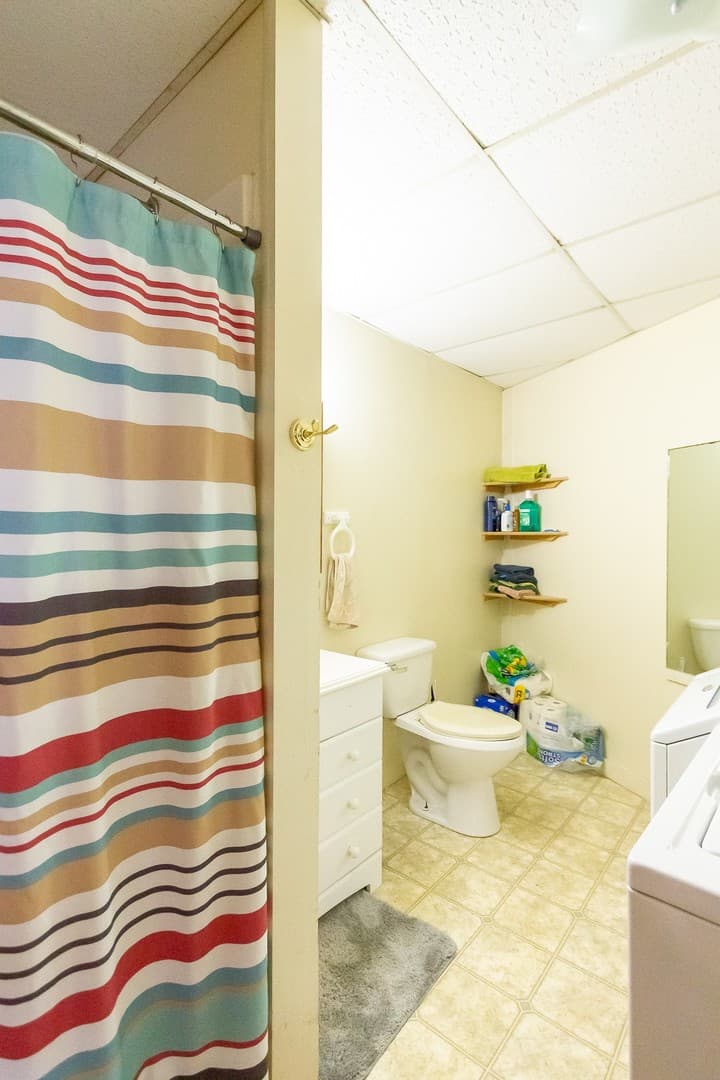 Muncie Apartment: 402 N Calvert St.