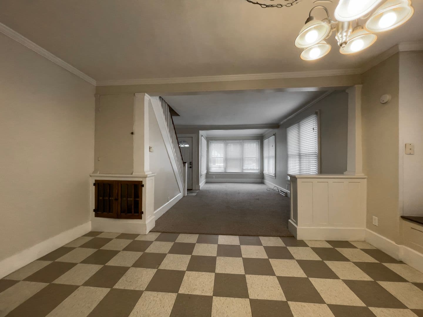 Muncie House: 215 S. Talley Ave