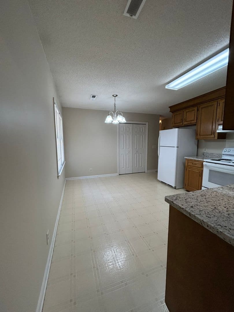 Sumter Apartment: Hackberry Apartments