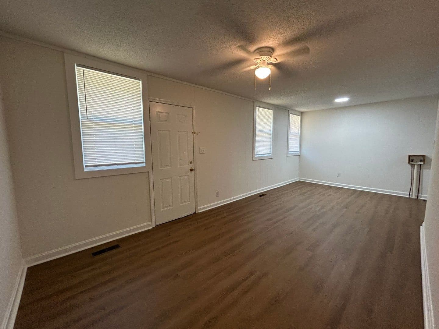 Sumter House: 2480 Tindal Rd
