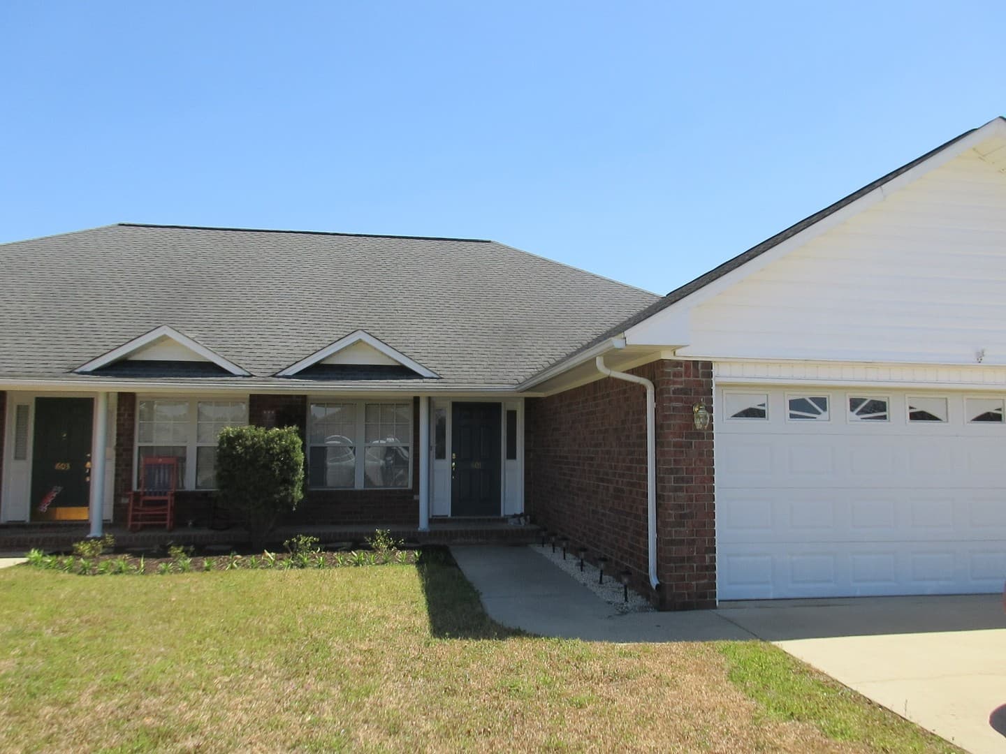 Sumter House: 601 Brushwood Drive
