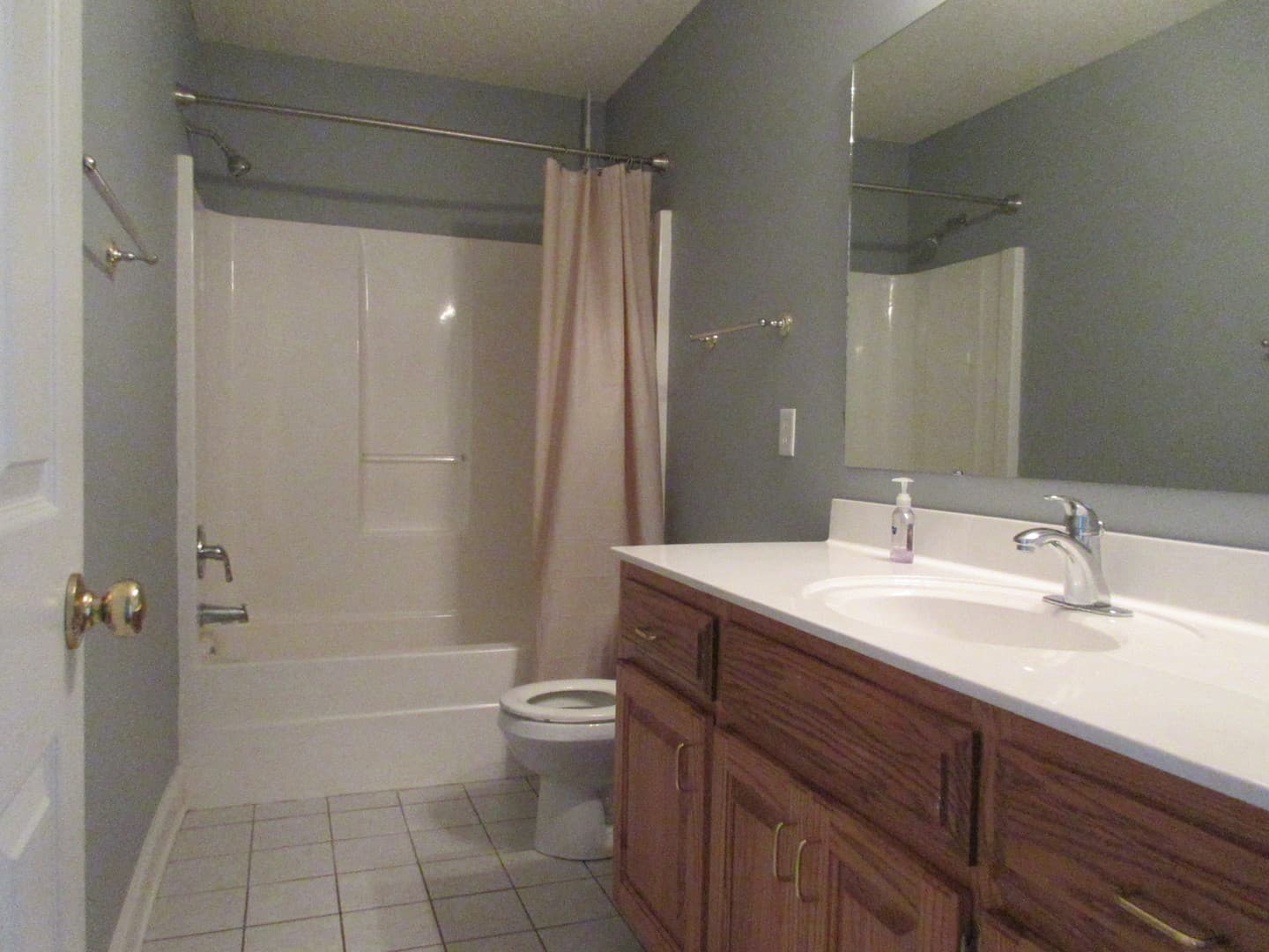 Sumter House: 601 Brushwood Drive