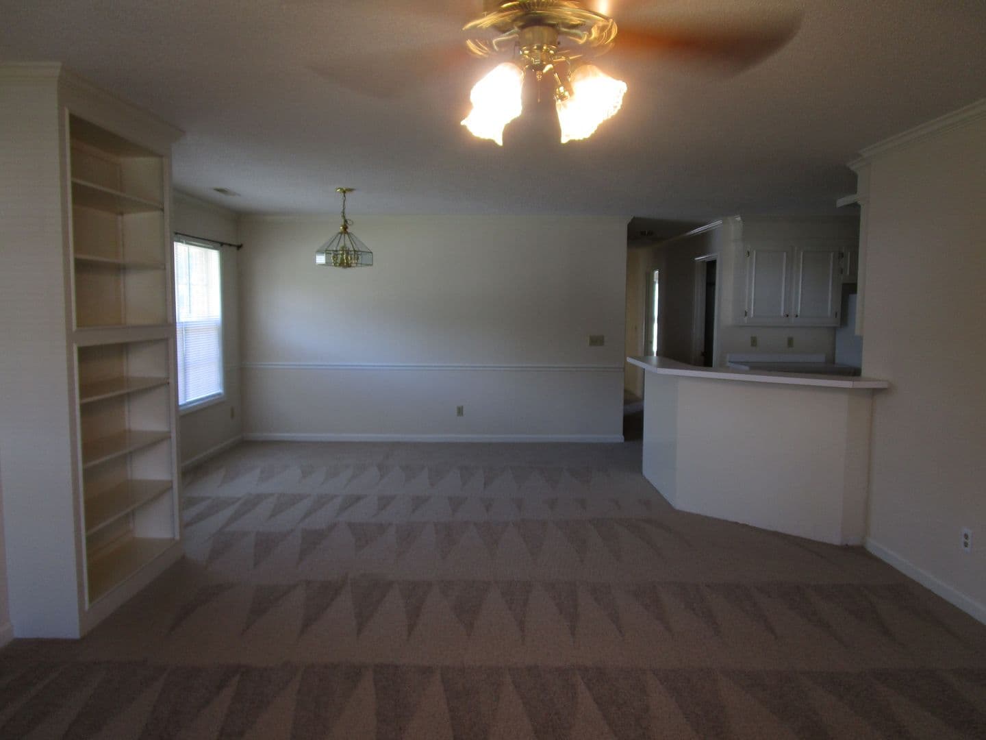 Sumter House: 341 Wildwood Avenue