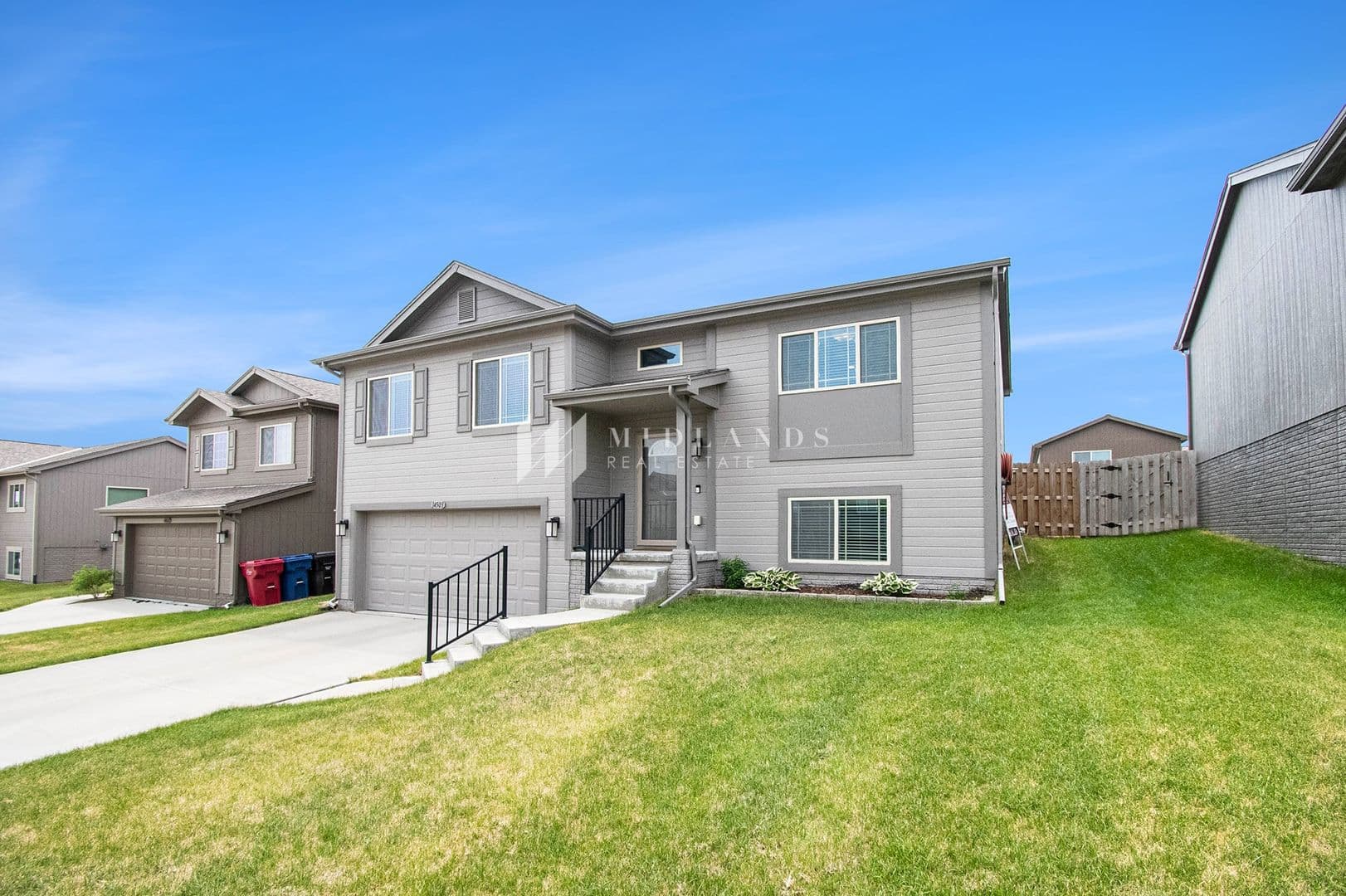 Bennington House: 14503 Craig St