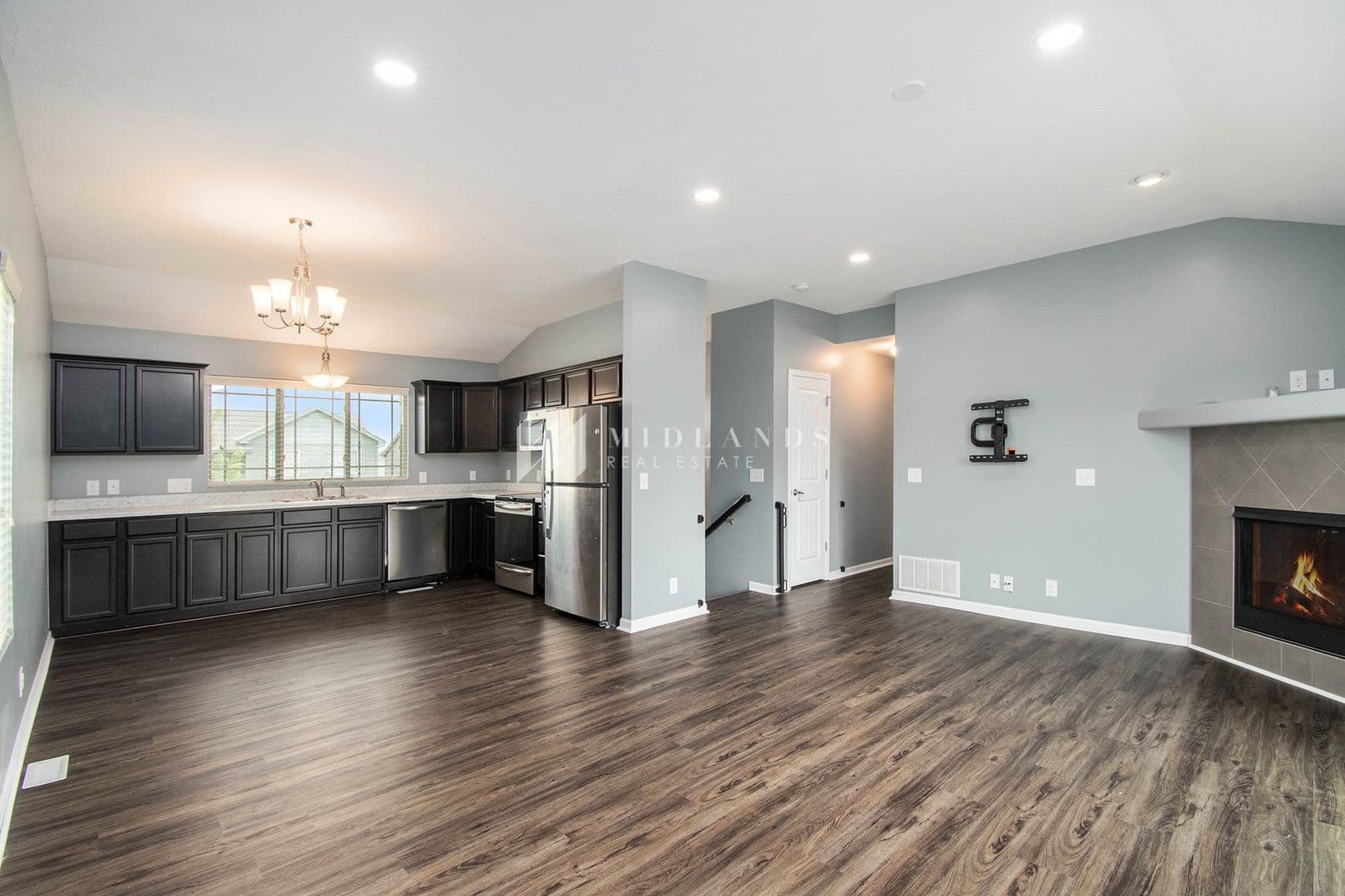 Bennington House: 14503 Craig St