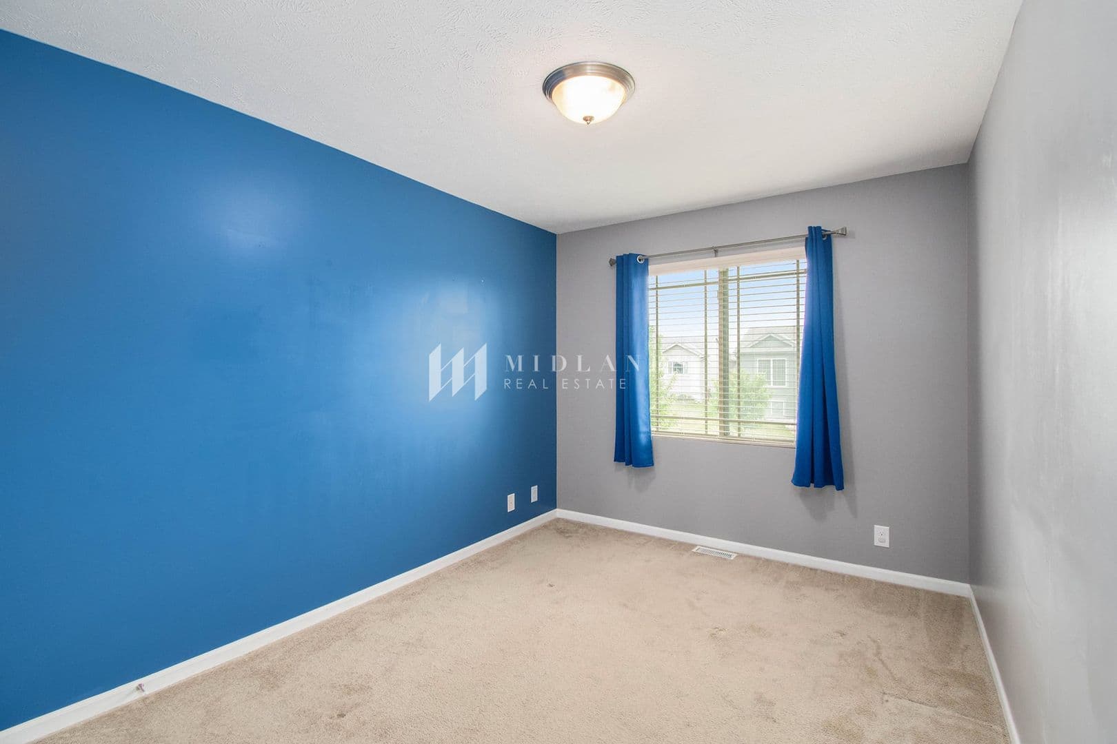 Bennington House: 14503 Craig St