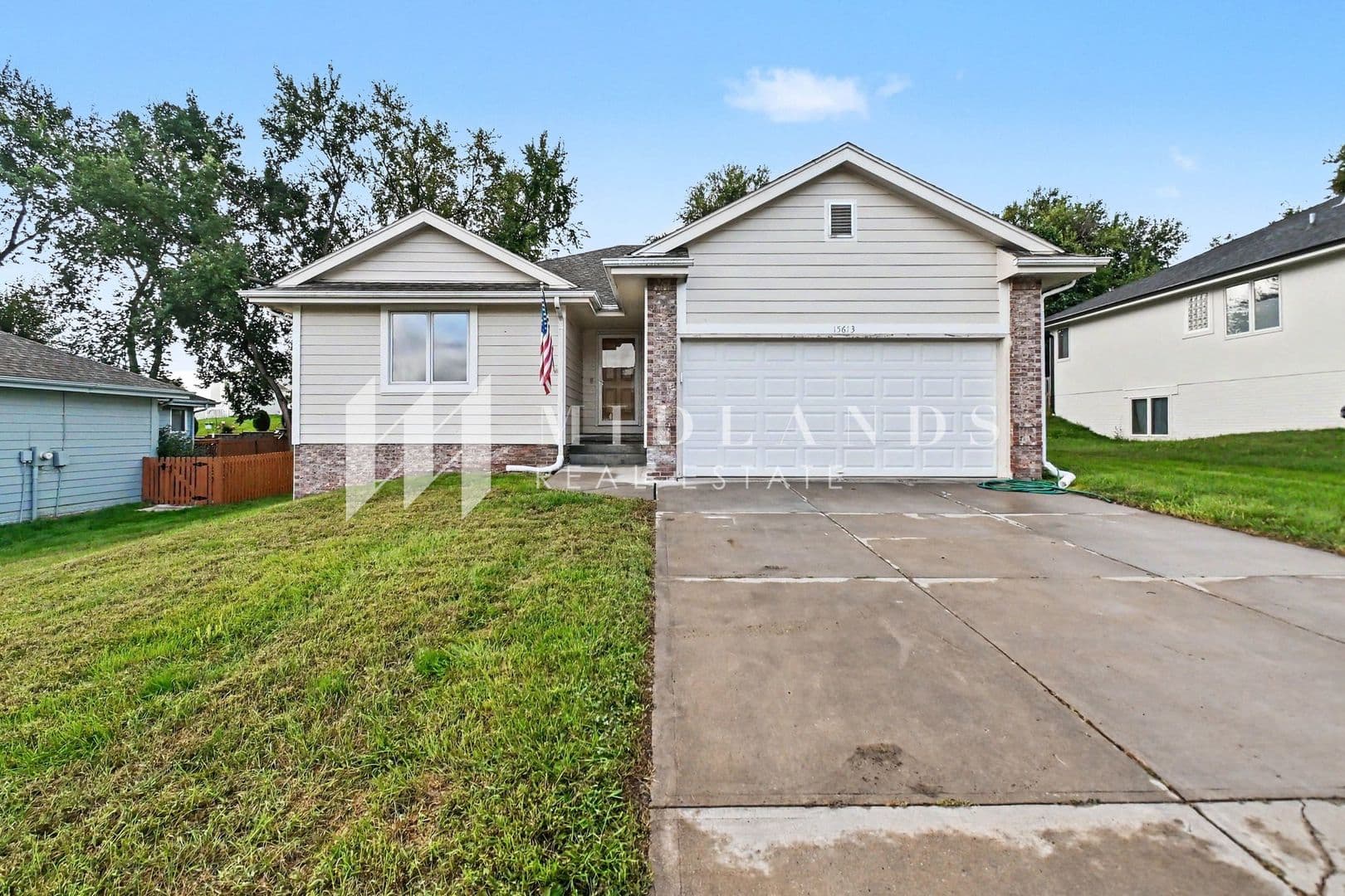 Omaha House: 15613 Timberlane Dr.