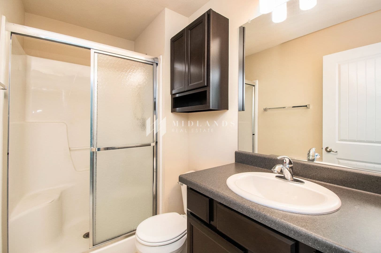 Bennington House: 14503 Craig St