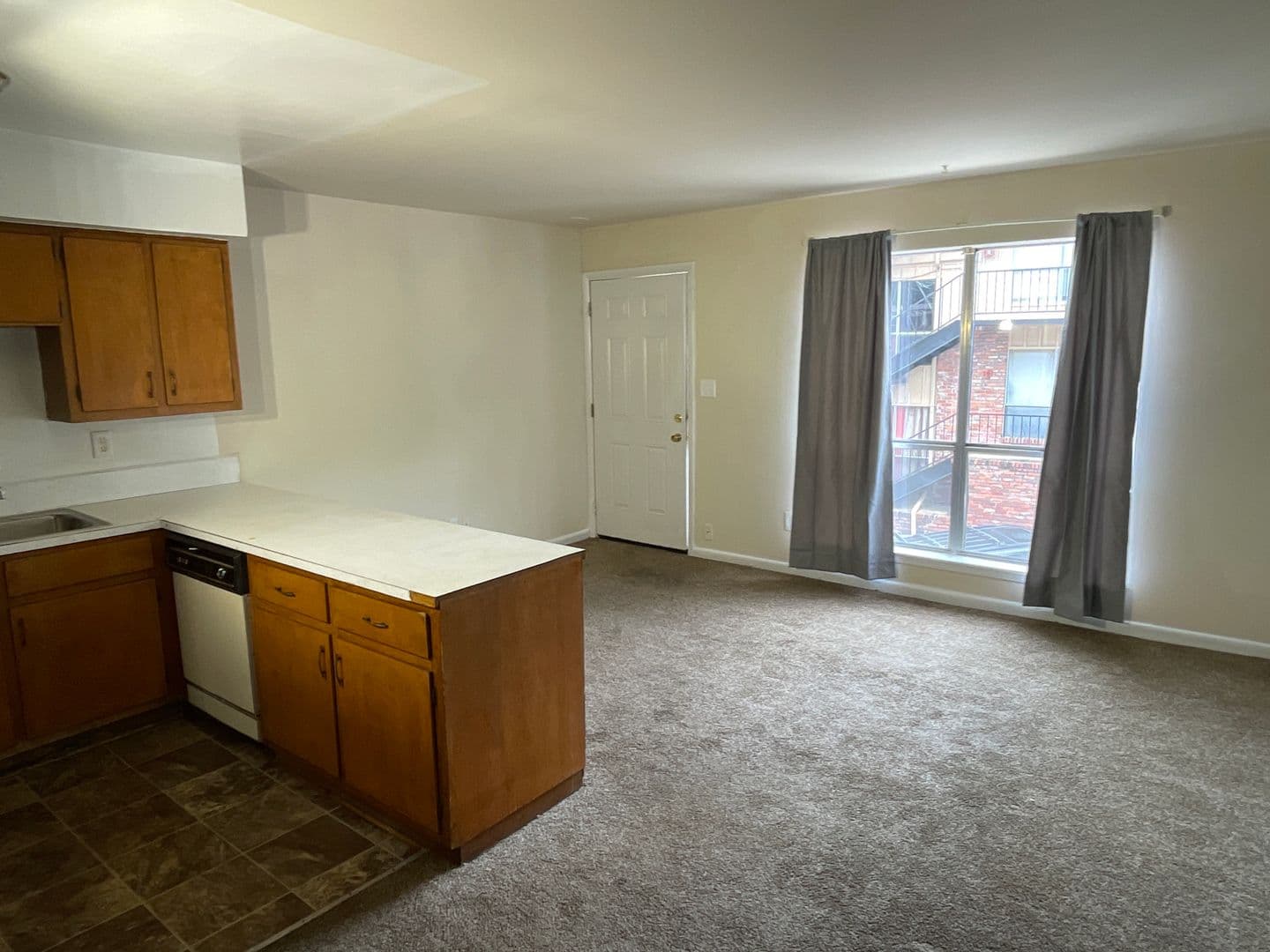 Birmingham Apartment: 1324-1328 32nd St S