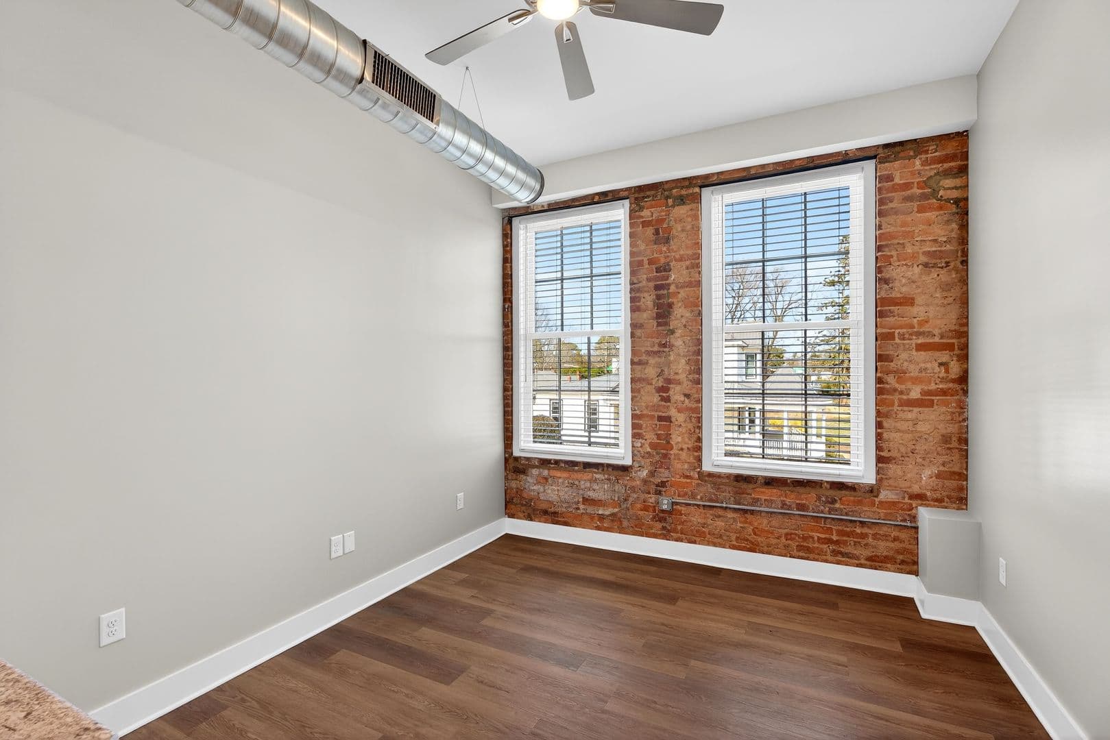 Cowpens Apartment: 5365 N Main Street