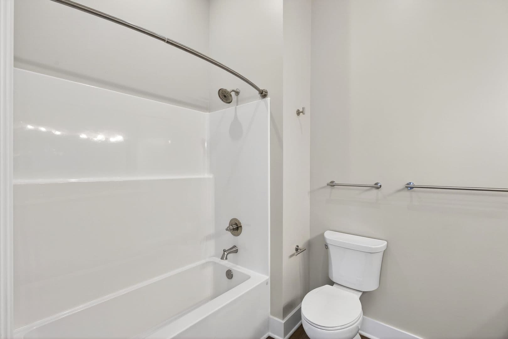 Cowpens Apartment: 5365 N Main Street