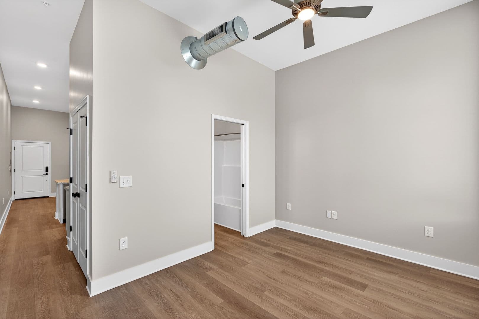 Cowpens Apartment: 5365 N Main Street