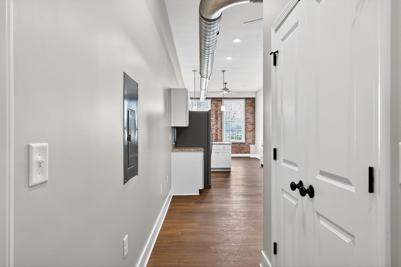 Cowpens Apartment: 5365 N Main Street
