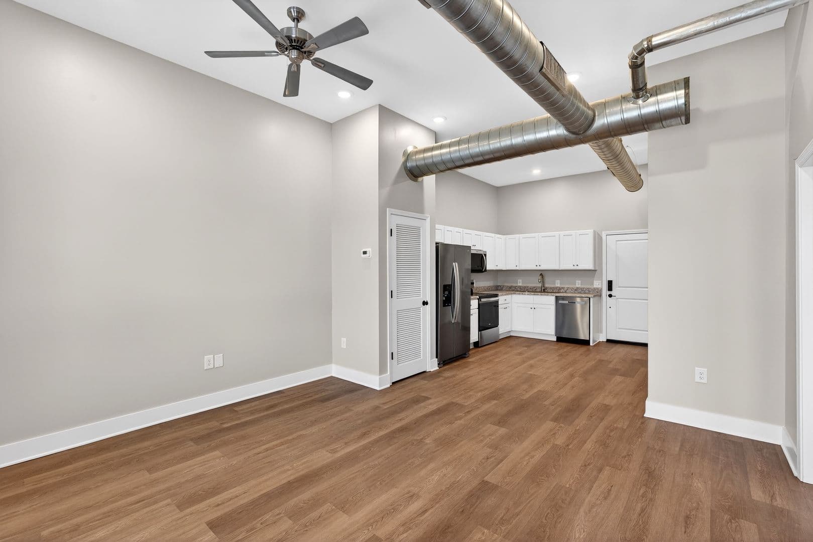 Cowpens Apartment: 5365 N Main Street