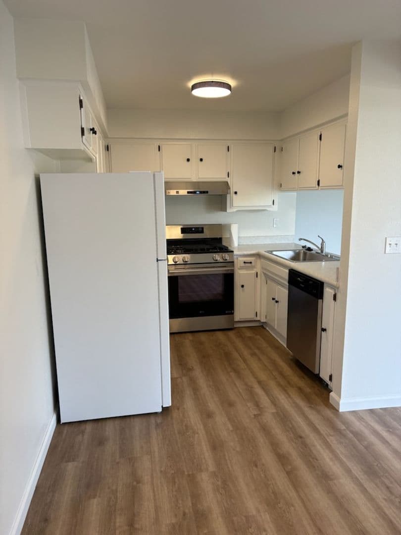 LOS OSOS Apartment: BUTTE DRIVE.