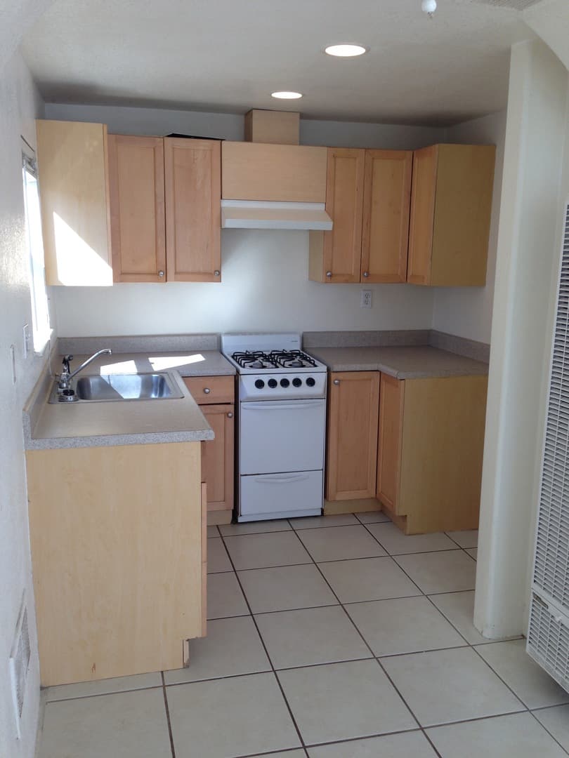 GROVER BEACH Apartment: 425 MANHATTAN AVE.