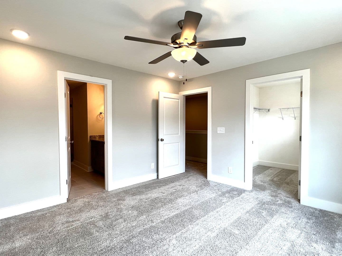 Lebanon Apartment: Stonehaven Villa Townhomes