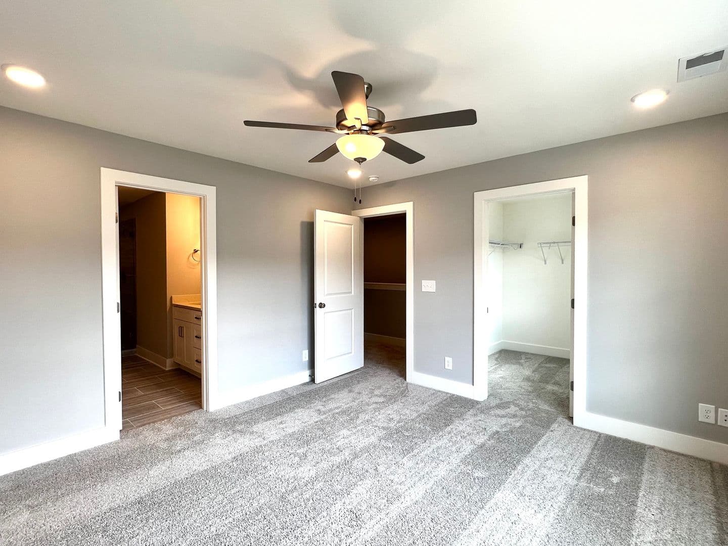 Lebanon Apartment: Stonehaven Villa Townhomes