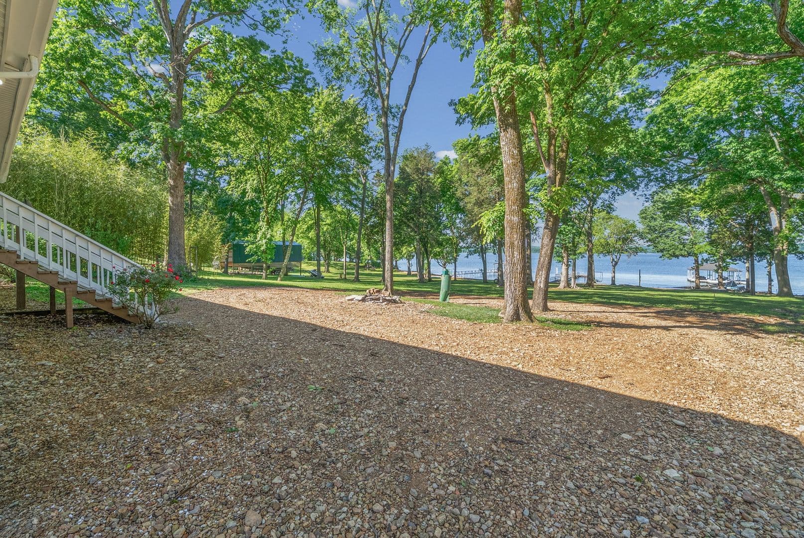 Dover House: 315 Riverview Dr.