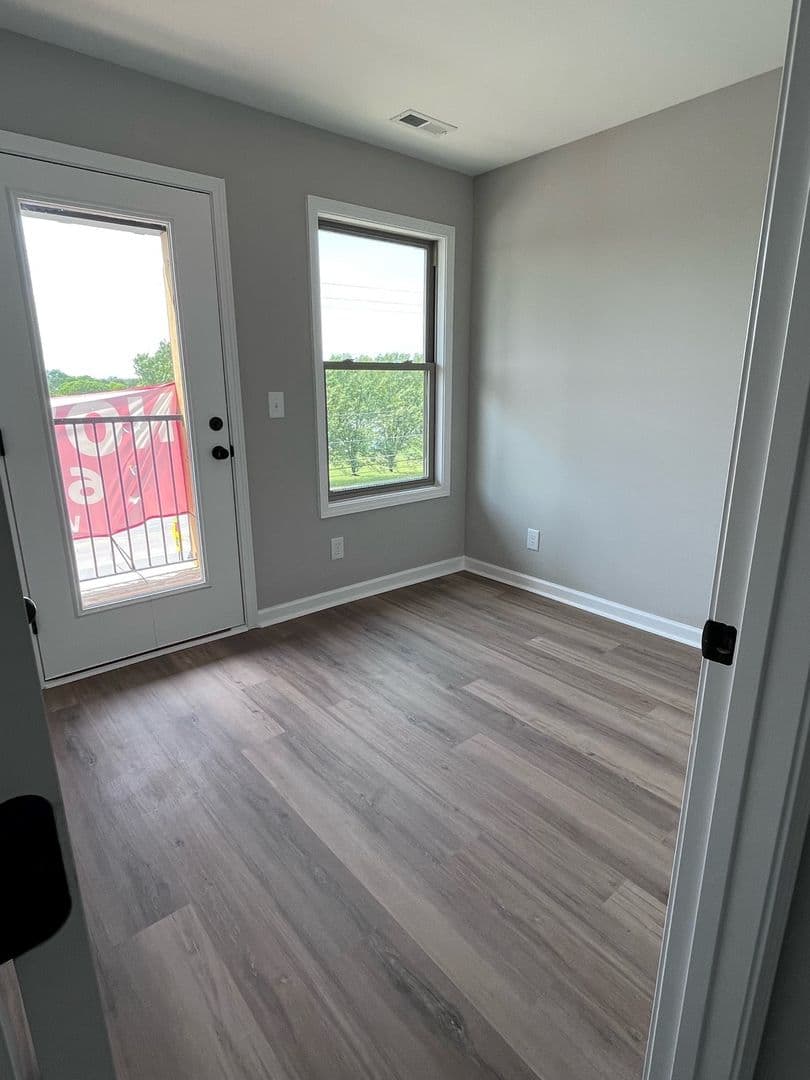 Lebanon Apartment: 885 E. Baddour Pkwy.