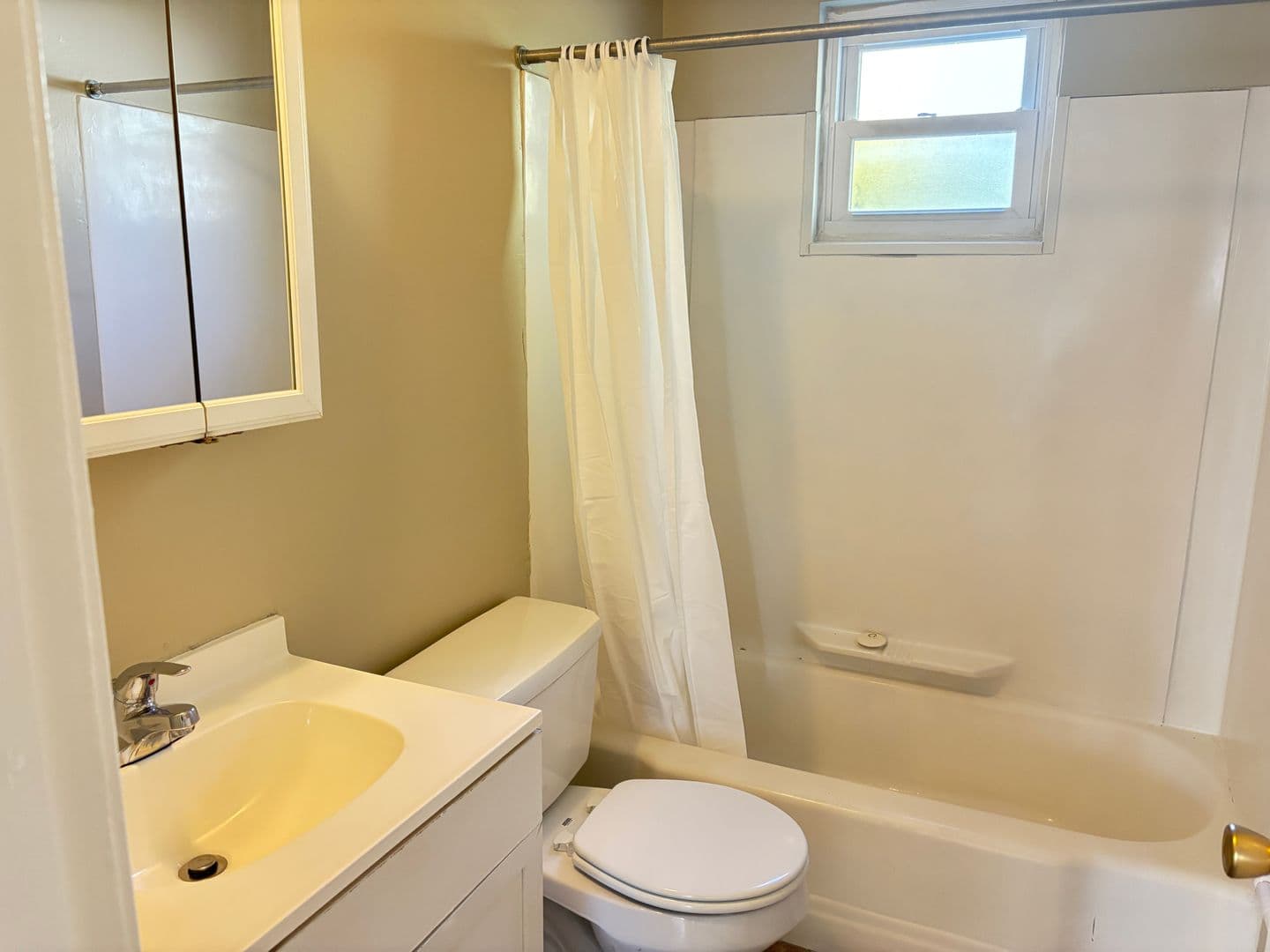 Fort Wayne Apartment: 4823 Northcrest Drive
