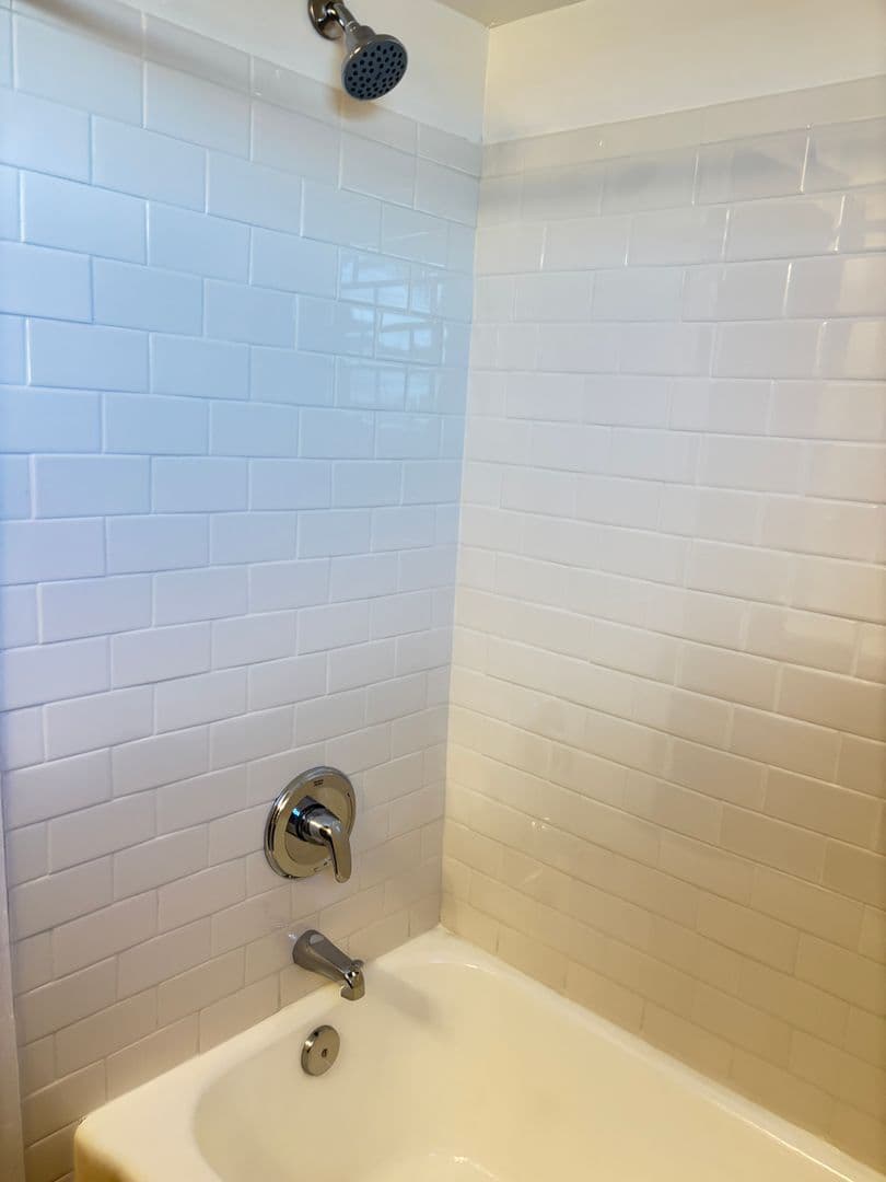 Fort Wayne Apartment: 530 W. Berry St.