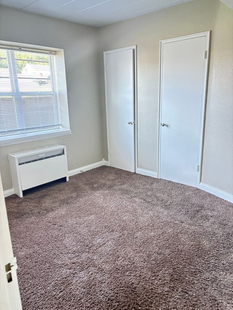Fort Wayne Apartment: 2222 Hoagland Avenue