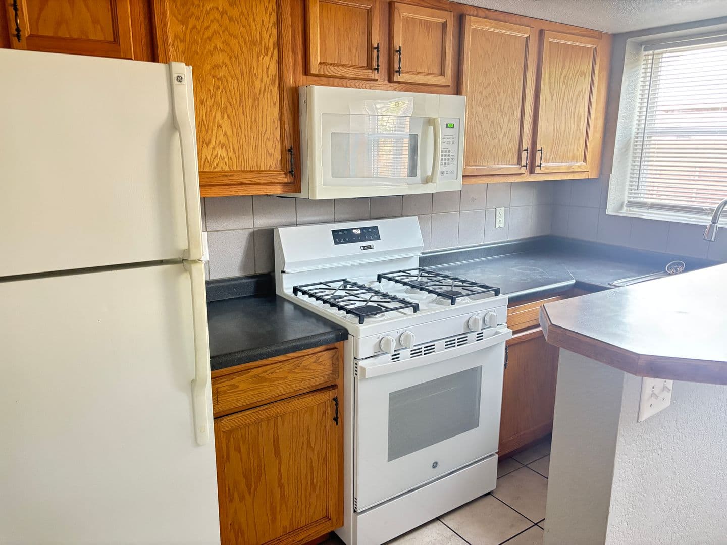 Fort Wayne Apartment: 2222 Hoagland Avenue