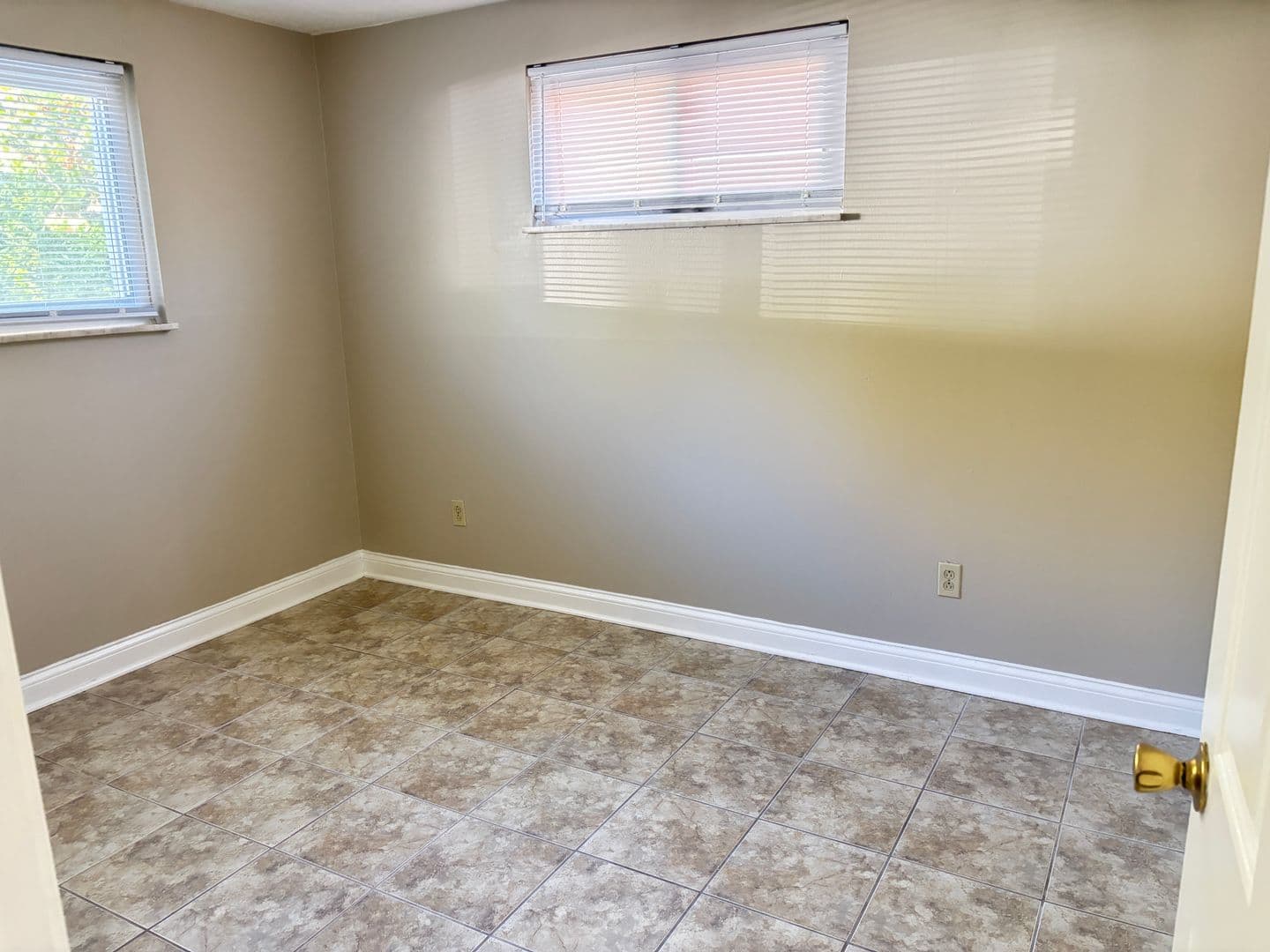 Fort Wayne Apartment: 4823 Northcrest Drive