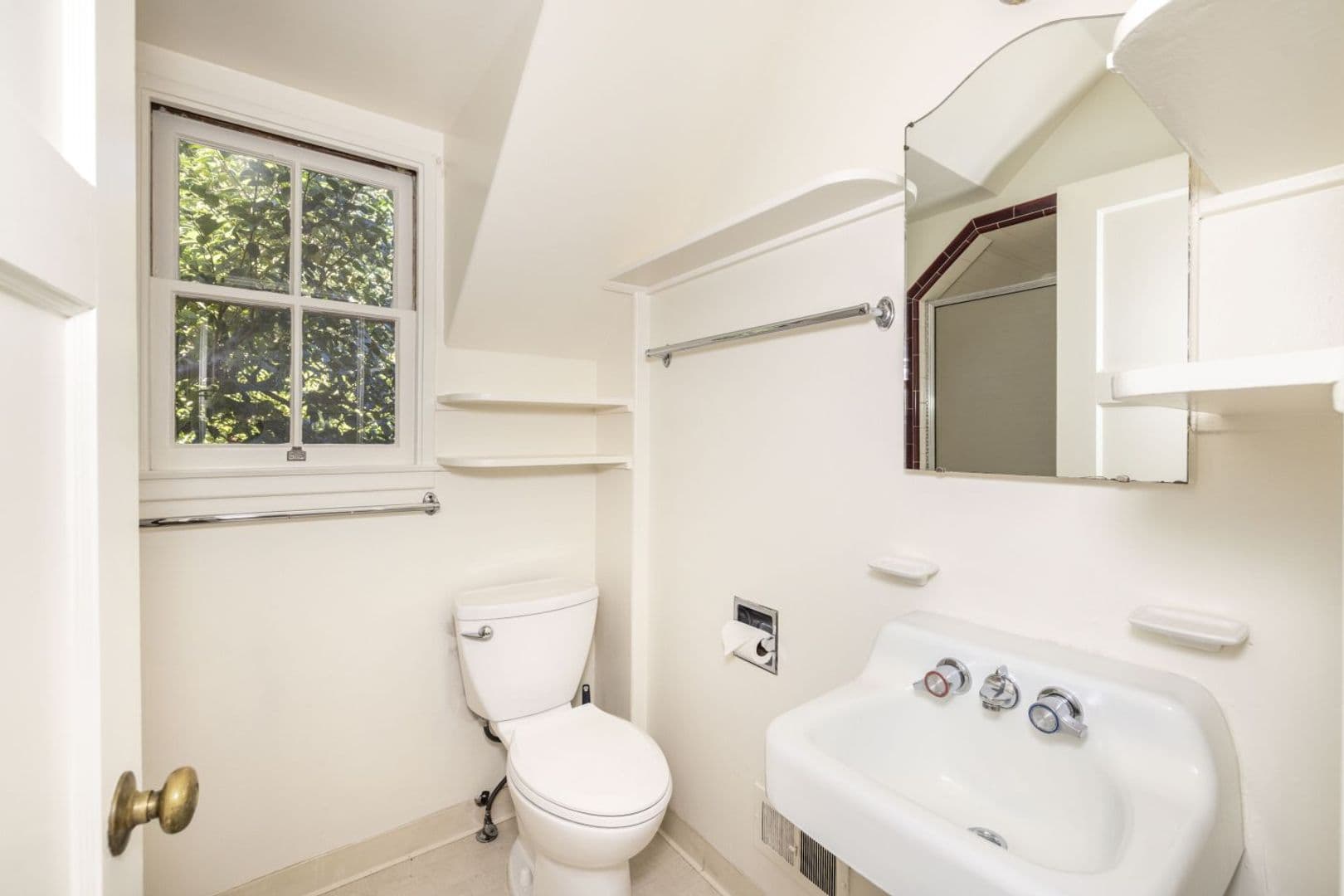 Palo Alto House: 1451 Edgewood Dr.