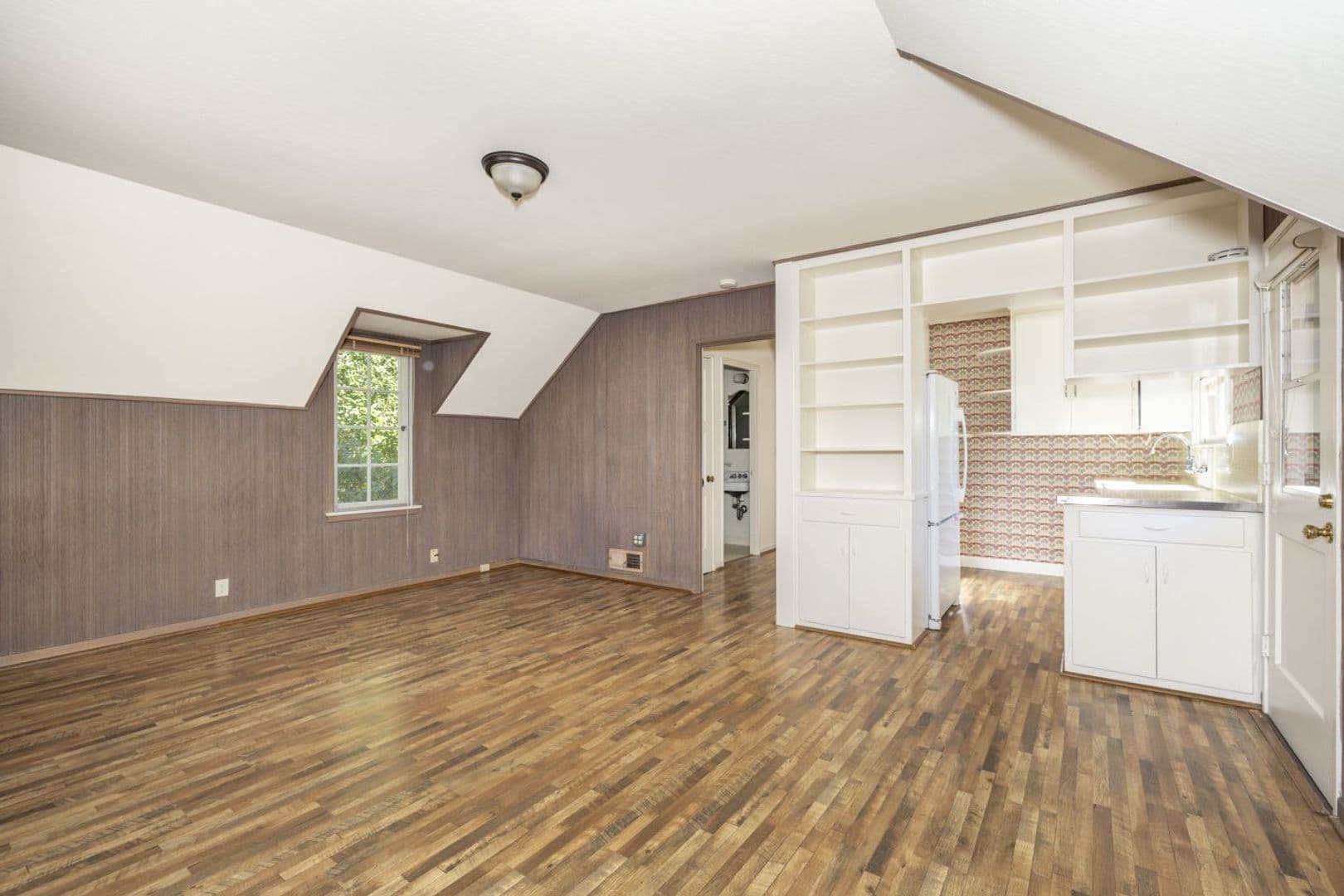 Palo Alto House: 1451 Edgewood Dr.