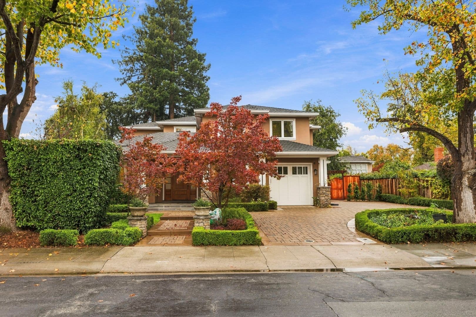 Palo Alto House: 157 Lois Ln