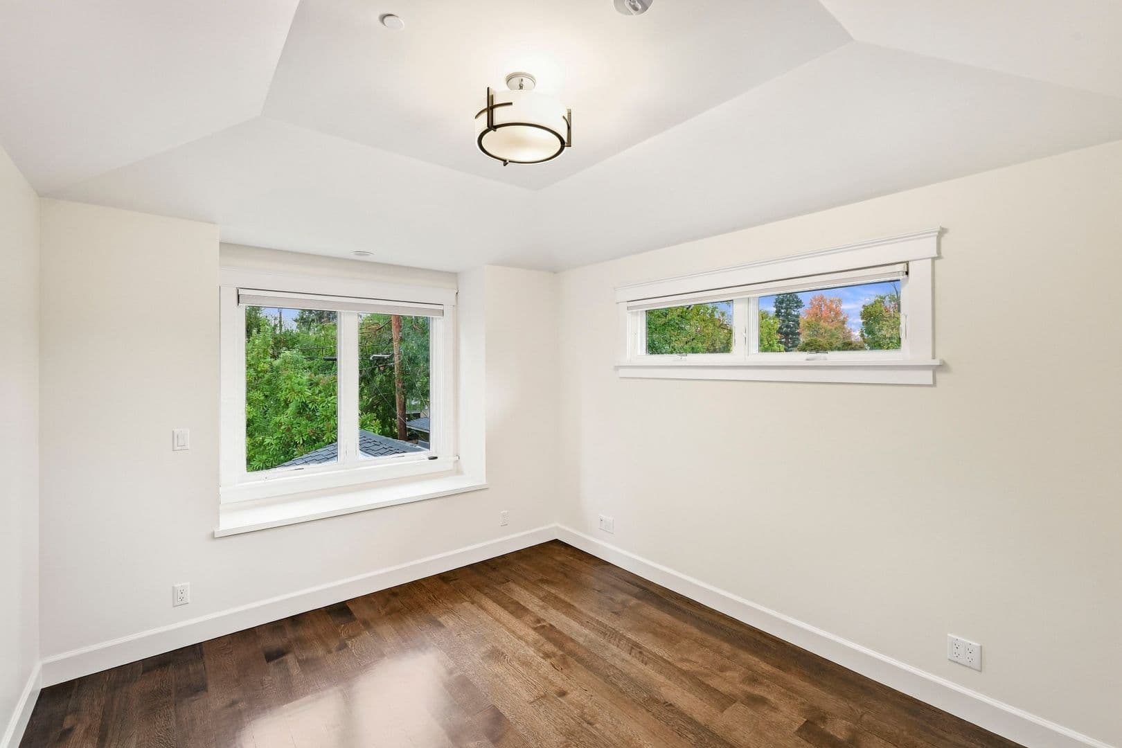 Palo Alto House: 157 Lois Ln