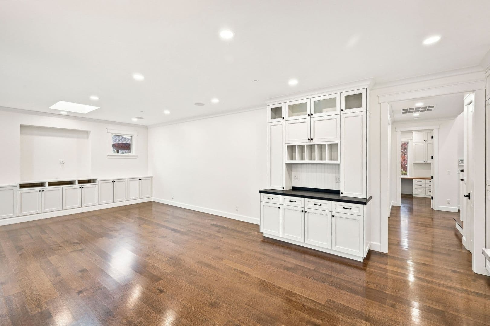 Palo Alto House: 157 Lois Ln